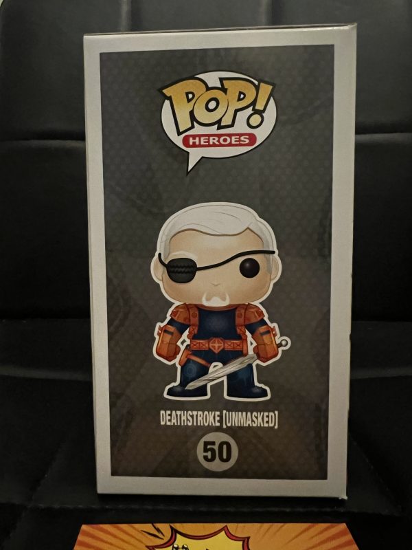 DeathStroke unmasked Funko Pop! - Image 4