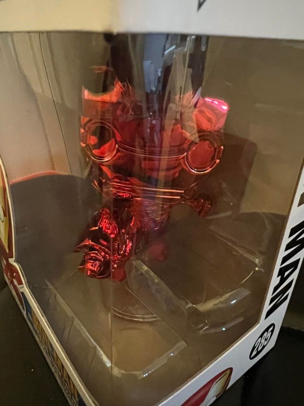Ironman Red Chrome Funko Pop! - Image 2