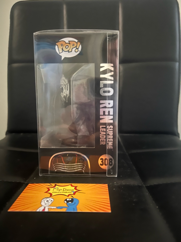 Kylo Ren Lights and Sound Pop! - Image 3