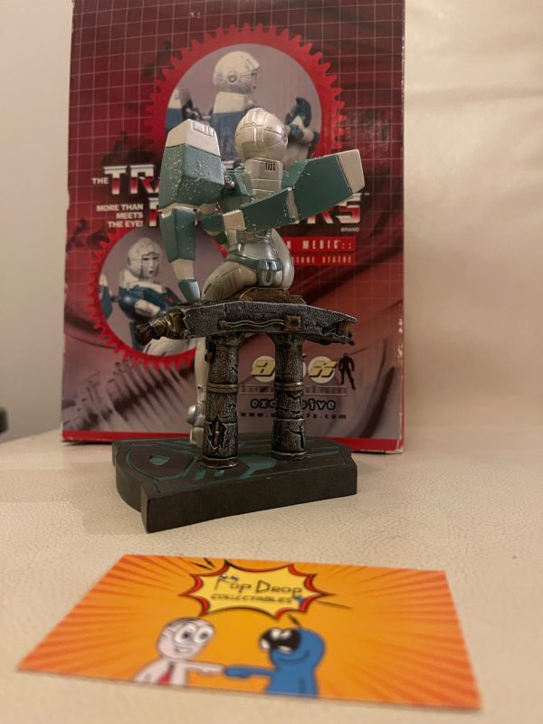 Paradron Medic Statue! - Image 2