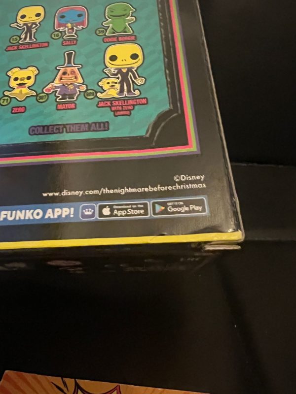 Santa Jack Skellington BL Funko Pop! - Image 3