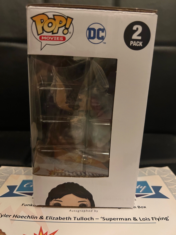 Superman And Lois SIGNED Pop! - Image 9