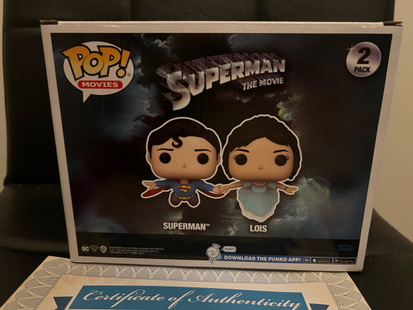 Superman And Lois SIGNED Pop! - Image 5