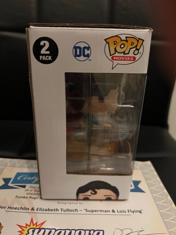 Superman And Lois SIGNED Pop! - Image 6