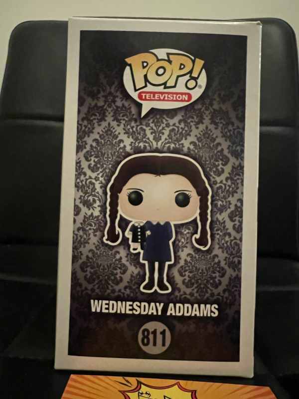 Wednesday Addams Pop! - Image 3