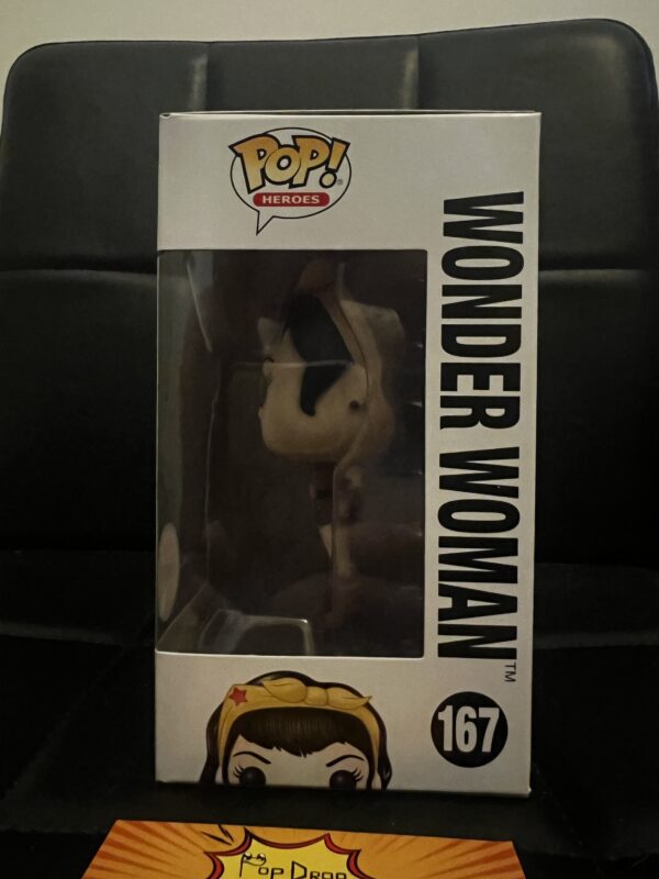 Bombshells Wonder Woman CHASE Pop! - Image 2