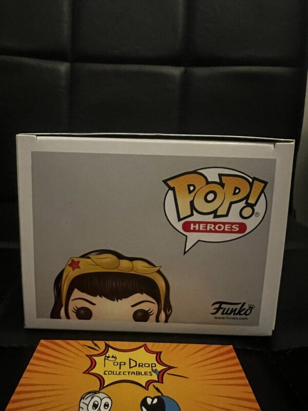 Bombshells Wonder Woman CHASE Pop! - Image 5