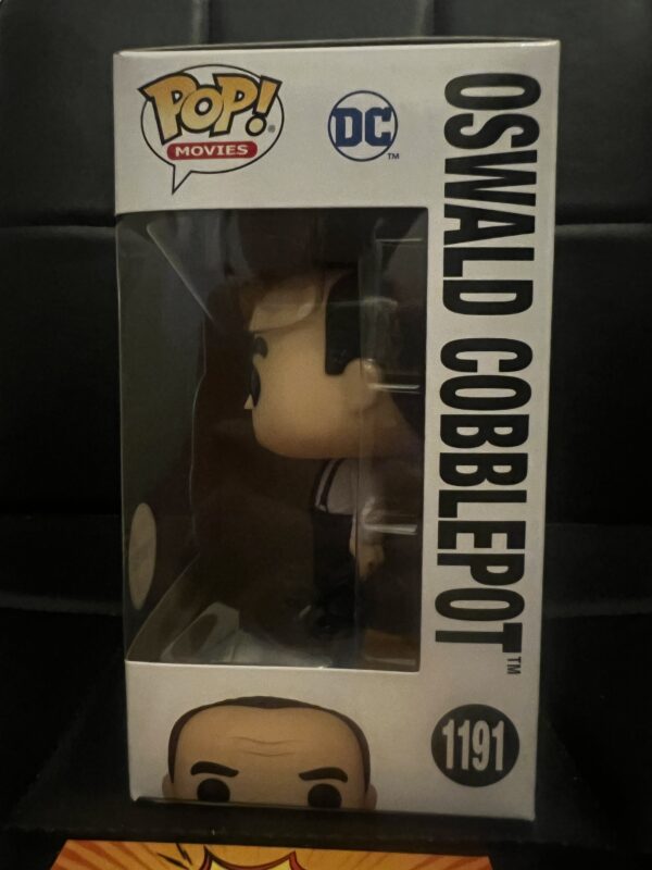 Oswald Cobblepot Chase Pop! - Image 2