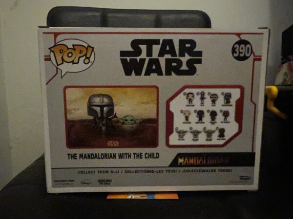 Mandalorian With the Child Funko Pop! - Image 2