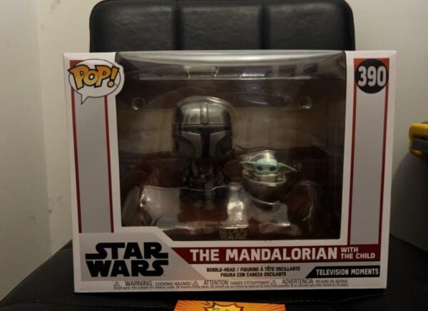 Mandalorian With the Child Funko Pop!