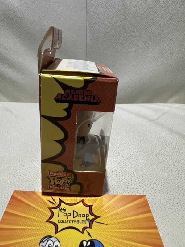 All might glow Keychain - Image 4