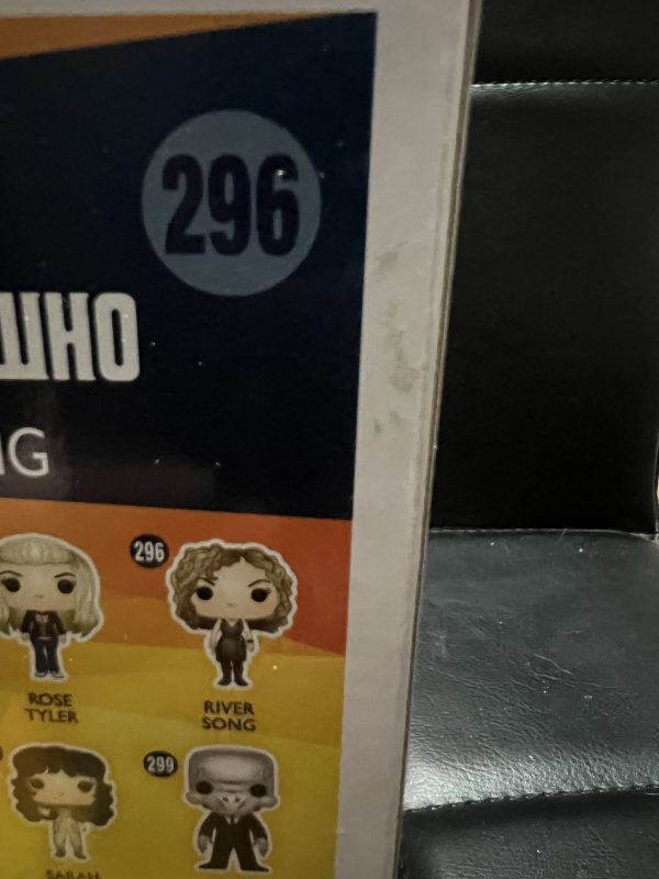 River song Funko pop! - Image 8
